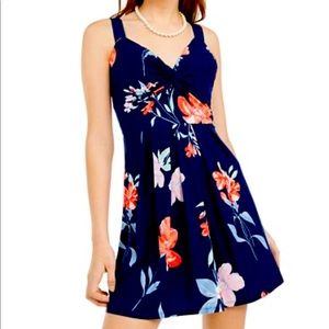 Planet Gold Juniors' Twist-Front Dress size Med